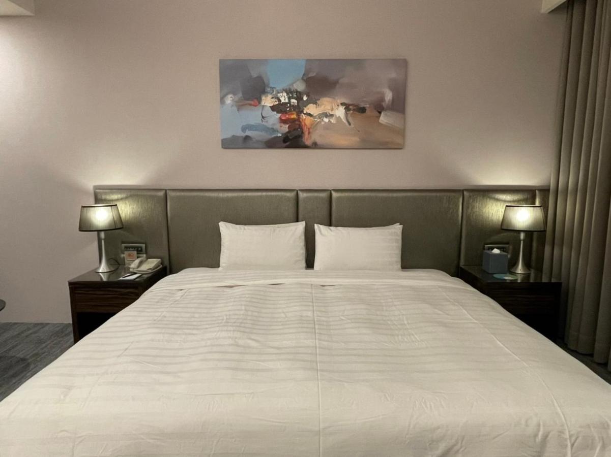 Hotel Geight Тайпей Екстериор снимка